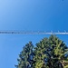 unter der Hängebrücke hindurch ...