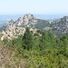 Altri gruppi granitici che emergono dai boschi; questo sono quelli di Monte Biancu e di Lu Monti di la Madonna. Oltre si trova la piana dove si trova Calangianus, Luras e il Lago del Liscia. 