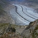 Der Aletschgletscher ist nur einen besseren Steinwurf entfernt.<br /><br />Ich bin durch die Steilrinne aufgestiegen (nicht empfehlenswert). Die richtige Route kommt von links dazu. 