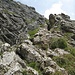 Es geht sehr steil aufwärts, auch wenn es im Foto der nach oben gerichteten Kamera nicht so wirkt.