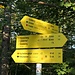 Wegweiser DAV / Man beachte die Zeiten für die Kreuzspitze