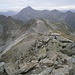 Blick vom Gipfel zur Hinteren Rendlspitze, im Hintergrund der Hohe Riffler