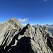 Der restliche, noch lange Gratverlauf