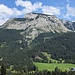 Am Nachmittag waren wir dann noch beim Gaudigolf und konnten einen Blick auf den Gr. Donnerkogel erhaschen. Durch die Flanke führt der Normalweg.