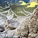 Tiefblick nach San Martino; an dieser Stelle habe ich gerne das Seil verwendet. 