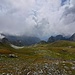 Hier gelangten wir dann wieder auf den Wanderweg und wanderten ihn auf die linke (italienische) Seite hinunter.