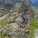 An wenigen anderen Stellen wird, weil ausgesetzt oder/und brüchig, auch mal die T5 gerissen.