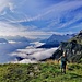 hübsche Wolkenformationen und letzte Nebelreste überm Urnersee