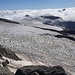 Blick hinüber zum Mullwitzaderl, und zum Weiterweg Richtung Hoher Zaun. Die Gletscherflächen abseits unserer Route sind fürchterlich spaltig.