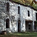 Una vecchia e decorosa costruzione in attesa di resurrezione? [An old and decorous building; is it waiting for its resurrection?]