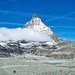 Auf dem Matterhorn Gletschertrail. Wolken drücken von Süden her. 