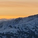 Speer und ein Wolkenband fliesst darüber