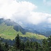 noch ein letzter Blick in die Ferne bevor es rüber zum zweiten Gipfel geht.