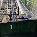 Unterwegs in Freiburg (Fribourg) - Blick vom bergseitigen Führerstand auf das Gleis an der Talstation.