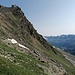 Sicht aus der letzten Kehre zum Ramolhaus. Hier habe ich den Wanderweg verlassen. Obergurgl sieht schon ganz winzig aus von hier.