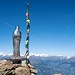 Die berühmete Gipfelstatue. 