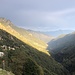 die letzten Sonnenstrahlen im Tal
