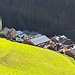 Rückblick auf Durnholz. Man sieht den Wiesenweg, den ich hochgekommen bin.