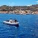 In Lipari verabschiedeten wir Markus W., der mit dem Schlauchboot abgeholt wurde 
