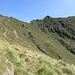 si intravede il sentiero che da Alpe Colle Falchero porta al Massone