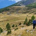 Risaliamo il pendio sopra l'alpe Sceru,trascurando il sentiero bollato