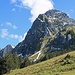 super Aussicht von Naturfreundehaus Fronalp zum Fronalpstock