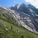 Rochers lissés par l'action du glacier