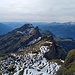 .. Alvier und die (nur schlecht sichtbaren) zentralen Bündner Berge ..