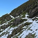 Über das mit Schnee gefüllte Band führt die untere Wegspur von Matschuns zu den Seen gemäss Swisstopo.