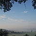 Der Bodennebel verschwimmt mit dem Horizont