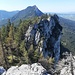 Blick auf den weiteren Wegverlauf. Im Hintergrund erkennt man die Schatzwand und den Schober