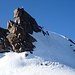 Gipfelflanke des Schwarzhorns mit Stufen im Eis