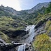 am Talschluss ein Wasserfall