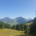 Rückblick zu Stockberg und Neuenalpspitz...
