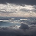 Fantastische Wolkenstimmung bei einsetzendem Schneefall.