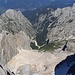 Tiefblick vom Gipfel ins berühmte Höllental