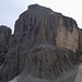 An der Hütte angekommen, lockte uns die nahe Pisciadù-Spitze