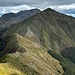 vista su cima dell'Omo e dietro il monte Giovo