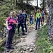 Wechsel der Gratseite; nun hinunter nach P. 1421 und Hinter Gwandelen