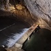 Der Höhlenfluss, er bildet die untere von drei Etagen in der Höhle