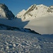Gletschermulde La Cudera und der Gletscherchamm (3173m). Links ist das Verstanclator (2938m).
