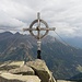 Am Kreuz der Plattenspitze, dass unterhalb des höchsten Punktes aufgestellt worden ist.