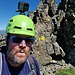 Gut sichtbar der goldfarbene Steinflechtenbewuchs, dem der Klettersteig seinen Namen verdankt!