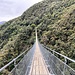 die Brücke hängt ca. 15 Höhenmeter durch