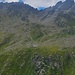 Tübinger Hütte von der Seite der Zollhütte (hier wird das Gefälle deutlicher)