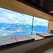 Aussicht und Liegeplatz in der Hütte Gambarogno.