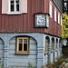 Weifa, Umgebindehaus mit Sonnenuhr