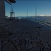 parte della terrazza con a sinistra l'entrata principale