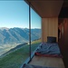 particolare della vetrata panoramica in direzione di Bellinzona