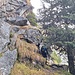 Dobbiamo abbassarci un poco per aggirare le bastionate rocciose